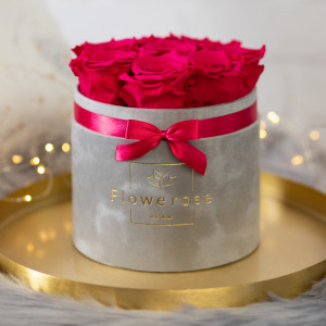 Ciemnoróżowe wieczne róże szary flowerbox VELVET M
