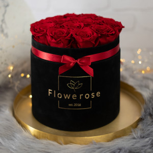 Ciemnoczerwone wieczne róże czarny flowerbox VELVET L