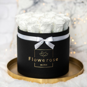 Białe wieczne róże czarny flowerbox CLASSIC L