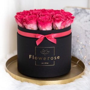 Koralowe wieczne róże czarny flowerbox CLASSIC L