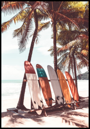 Plakat deska surfingowa pod palmą