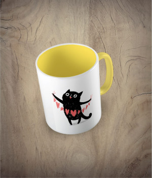 Kubek cat with a heart garland