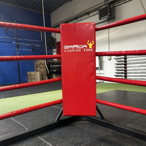 Narożnik Ringu Bokserskiego  – Plavil Pianka Nadruk logo