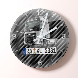 Personalisiert angefertigte Wanduhr mit deinem LKW u. Kennzeichen in carbon Design
