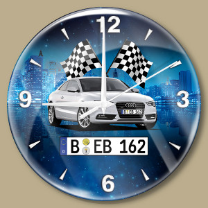 Persönliche Wanduhr Bedruckt-M mit deinem Automodell und Kennzeichen mit Stadt mit Flaggen Hintergrund! Wanduhr Auto personalisiert Autouhr