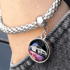Personalisiertes Armband mit Auto-Modell und Kennzeichen - Geschenkideen für Auto-Enthusiastinnen und stilvolle Frauen! - auto4style