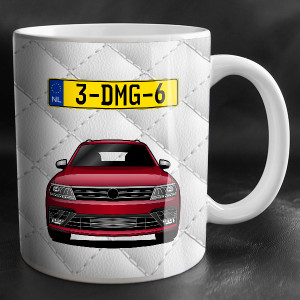 Gepersonaliseerde kopje- M wit leer met uw automodel en kenteken! Probeer nu de preview!