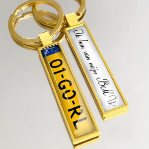 Cadeau voor Autoliefhebber - Personalized Sleutelhanger met Kentekenplaat - Origineel Verjaardagscadeau voor Man