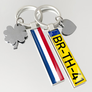 Sleutelhanger Geluk - Gepersonaliseerde Sleutelhanger met Nummerplaat en Autofoto - cadeau voor autoliefhebber!
