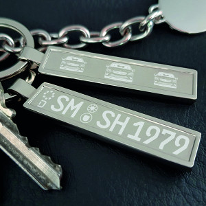 Portachiavi targa unica personalizzato – Regalo perfetto per un uomo – Accessorio esclusivo per appassionati di auto – Fai colpo ora!