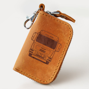 Schlüsselhülle - Beige Leder mit deinem Automodell und Kennzeichen! Personalisierte Tasche Etui Auto Schlüssel Mini Kennzeichen - auto4style