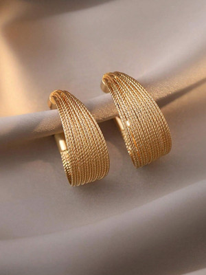 Kolczyki Wire Gold. Eleganckie. W kolorze złota