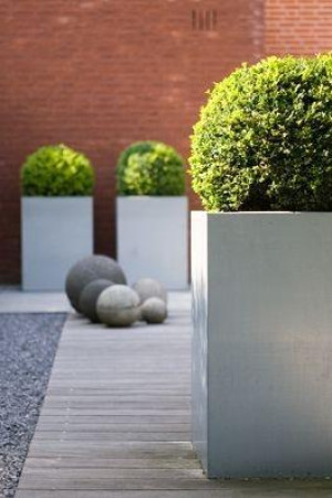 IDEALIST | Florida Outdoor Aluminum Tall White Planter W50 H100 L50 cm, 250L