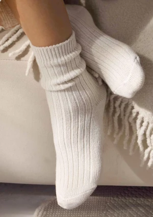 Skarpetki damskie z wełną merynosów i kaszmirem milk SCM26 Legs 36-40