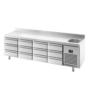 GGM Gastro Kühltisch Premium PLUS - 2452x700mm - mit 1 Becken, 1 Tür, 6 Schubladen - Aufkantung