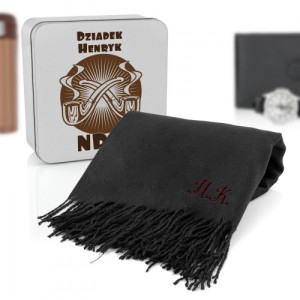 Elegancki szalik męski dla dziadka z haftem w personalizowanym pudełku