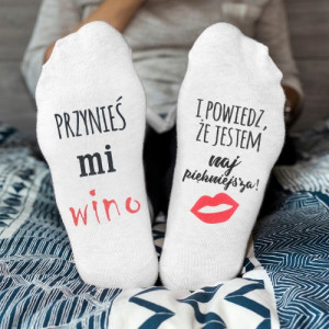 Śmieszne skarpetki damskie stopki z nadrukiem – Wino dla najpiękniejszej