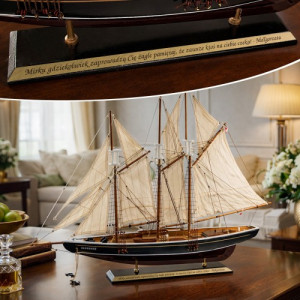 Model statku Bluenose 80 cm z grawerem – personalizowany prezent dla podróżnika