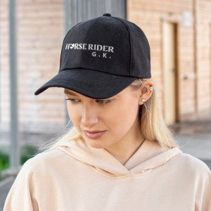 Czapka z daszkiem dla miłośniczki koni z personalizowanym nadrukiem i inicjałami