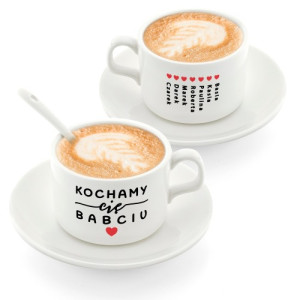 Filiżanka ceramiczna dla babci z imionami wnuków – personalizowany prezent na kawę