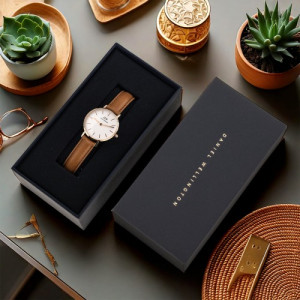 Zegarek damski Daniel Wellington DW00100228 Harmonia brązowy skórzany pasek biały cyferblat