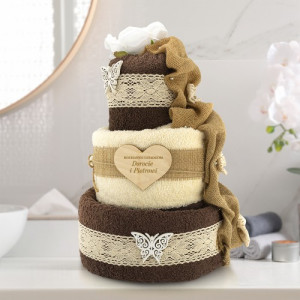 Personalizowany tort z ręczników dla dziadków z grawerem dedykacji - elegancki prezent z 3 ręczników