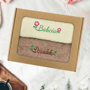 Komplet ręczników z haftem dla babci i dziadka 50 x 100 cm - prezent do łazienki