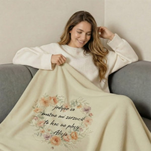 Koc polarowy dla niej 130x170 cm z personalizowanym nadrukiem – Zarzucić na plecy