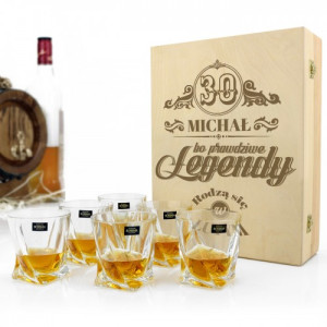 Szklanki do whisky z grawerem na 30 urodziny w drewnianym pudełku – Prawdziwa Legenda