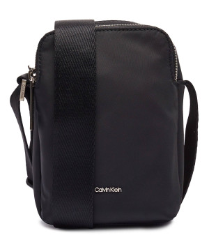 Calvin Klein Reporterka