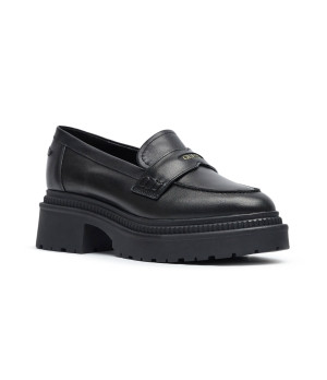 Guess Skórzane loafersy FINDA