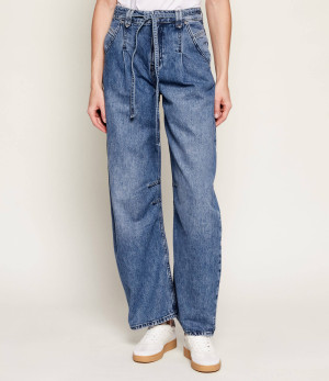 BOSS ORANGE Jeansy C_PLEATED BARREL 1.0 | Mom Fit