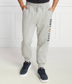Gant Spodnie dresowe CREST | Regular Fit