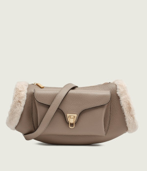 Coccinelle Skórzana torebka na ramię Coccinelle Beat | shearling