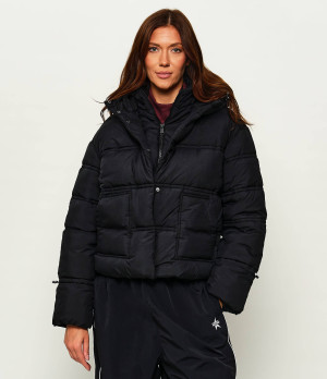 GUESS Kurtka New Daisy | Regular Fit