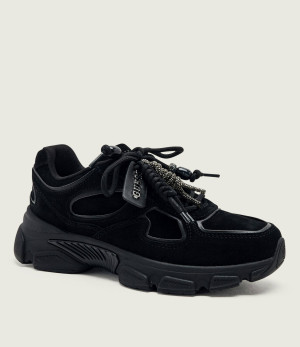 Guess Sneakersy Irrina | zamsz