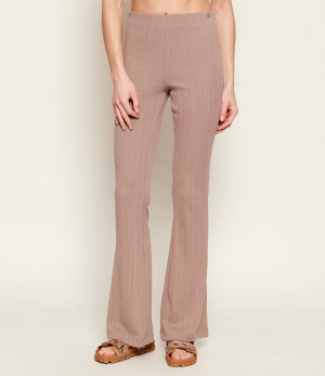 GUESS Spodnie dzianinowe Belen | flare fit