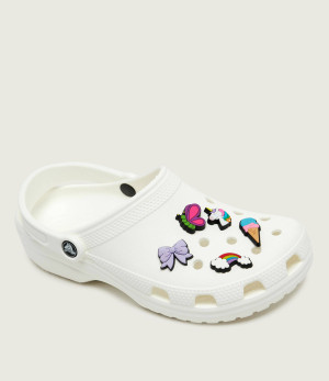 CROCS Przypinki Young Girl Cartoons