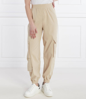 GUESS ACTIVE Spodnie cargo ARLETH | Relaxed fit