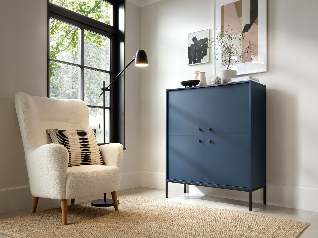 Türkommode mit Schwarz Metallbeinen Amor Marineblau