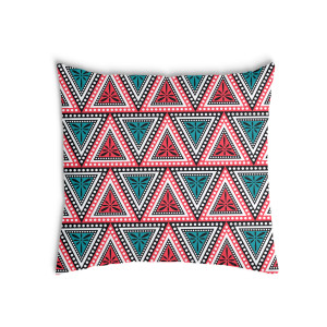 Oreiller Avec des triangles de couleur