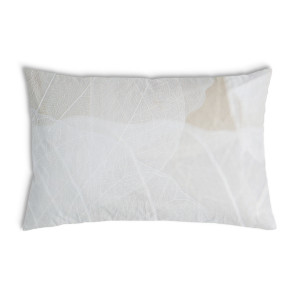 Oreiller Grise avec un motif blanc