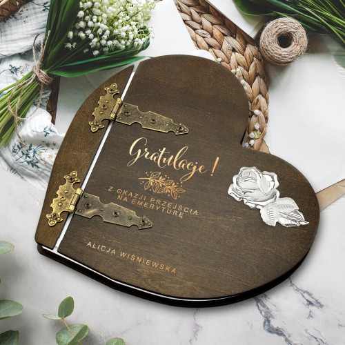 Album na zdjęcia drewniany z nadrukiem na emeryturę - Gratulacje