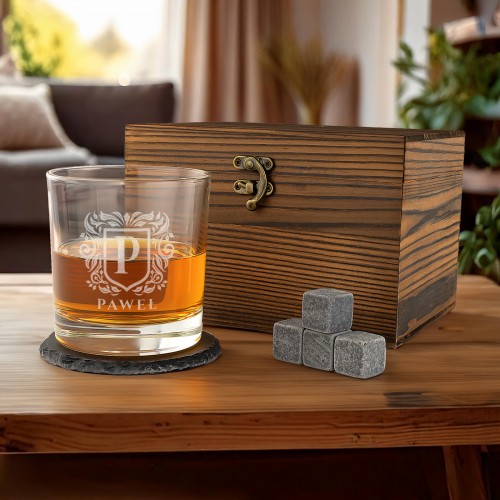 Szklanka do whisky z grawerem i akcesoriami w pudełku dla niego - Ekspert