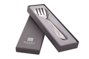 Widelec uniwersalny ze stali szlachetnej