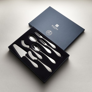 Zestaw posrebrzanych sztućców serwingowych - 7 szt.