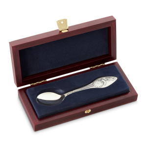 Srebrna łyżeczka urodzinowa "Bocianek" - w drewnianej kasetce