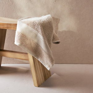 Ręcznik BAMBOO beżowy z domieszką bambusa 50x90 cm