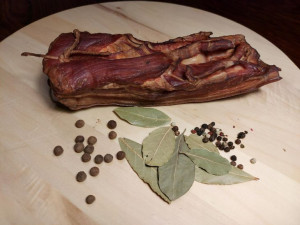 Boczek wędzony swojski 500 g