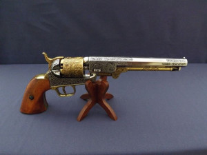 Replika Rewolwer Kawalerii Usa, S.colt Na Stojaku Denix Model 1040l+800